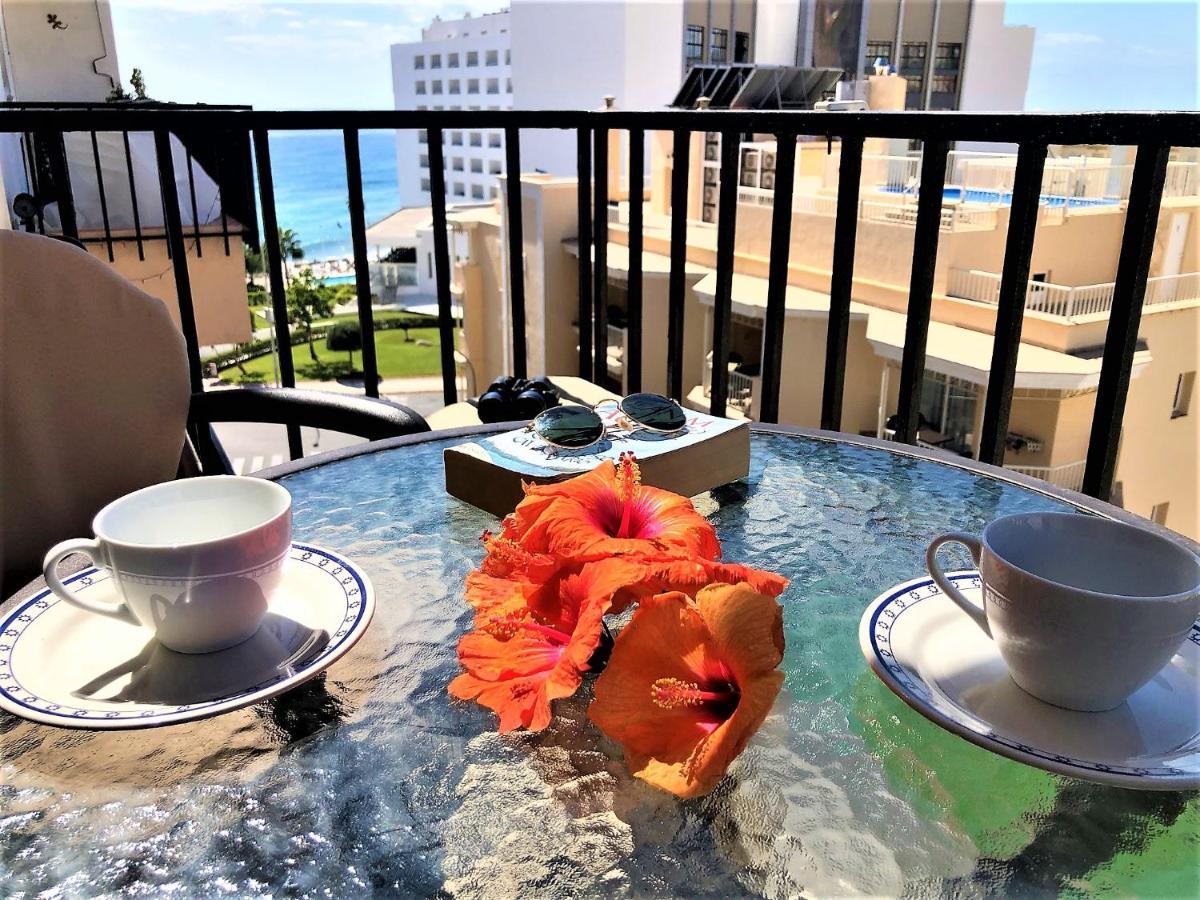 Salute To The Sea Apartment Nerja Exterior foto