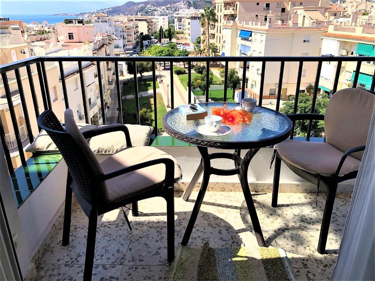 Salute To The Sea Apartment Nerja Exterior foto